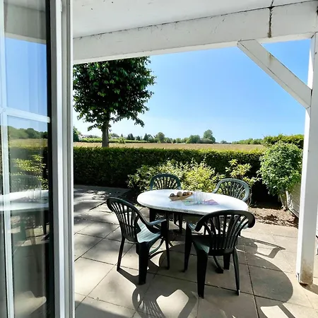 Neptun 01 - Terrasse, Garten Apartment Altenkirchen (Mecklenburg-Vorpommern)