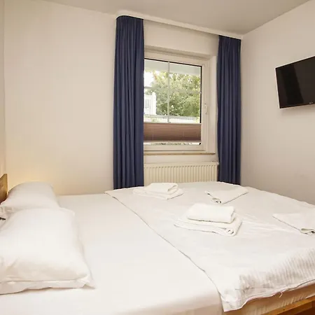 Apartment Neptun 01 *
